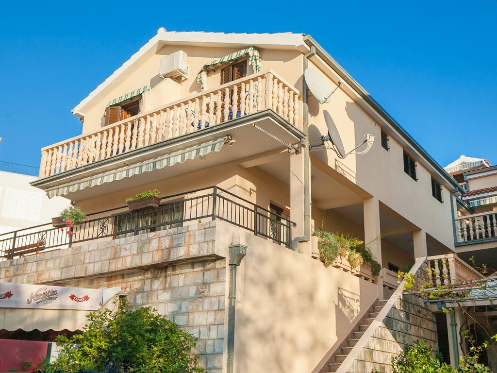 Mali Milocer Bay Accommodation سفيتي ستيفان المظهر الخارجي الصورة