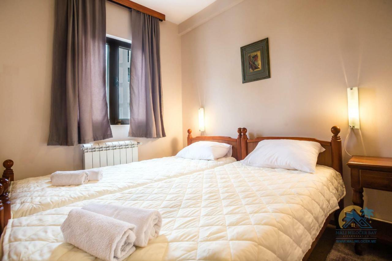 Mali Milocer Bay Accommodation سفيتي ستيفان المظهر الخارجي الصورة