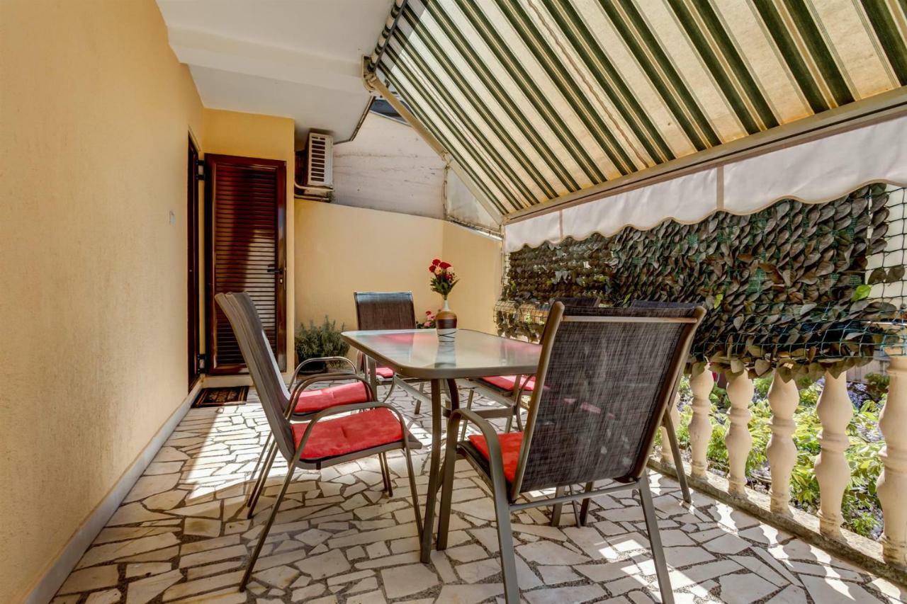 Mali Milocer Bay Accommodation سفيتي ستيفان المظهر الخارجي الصورة